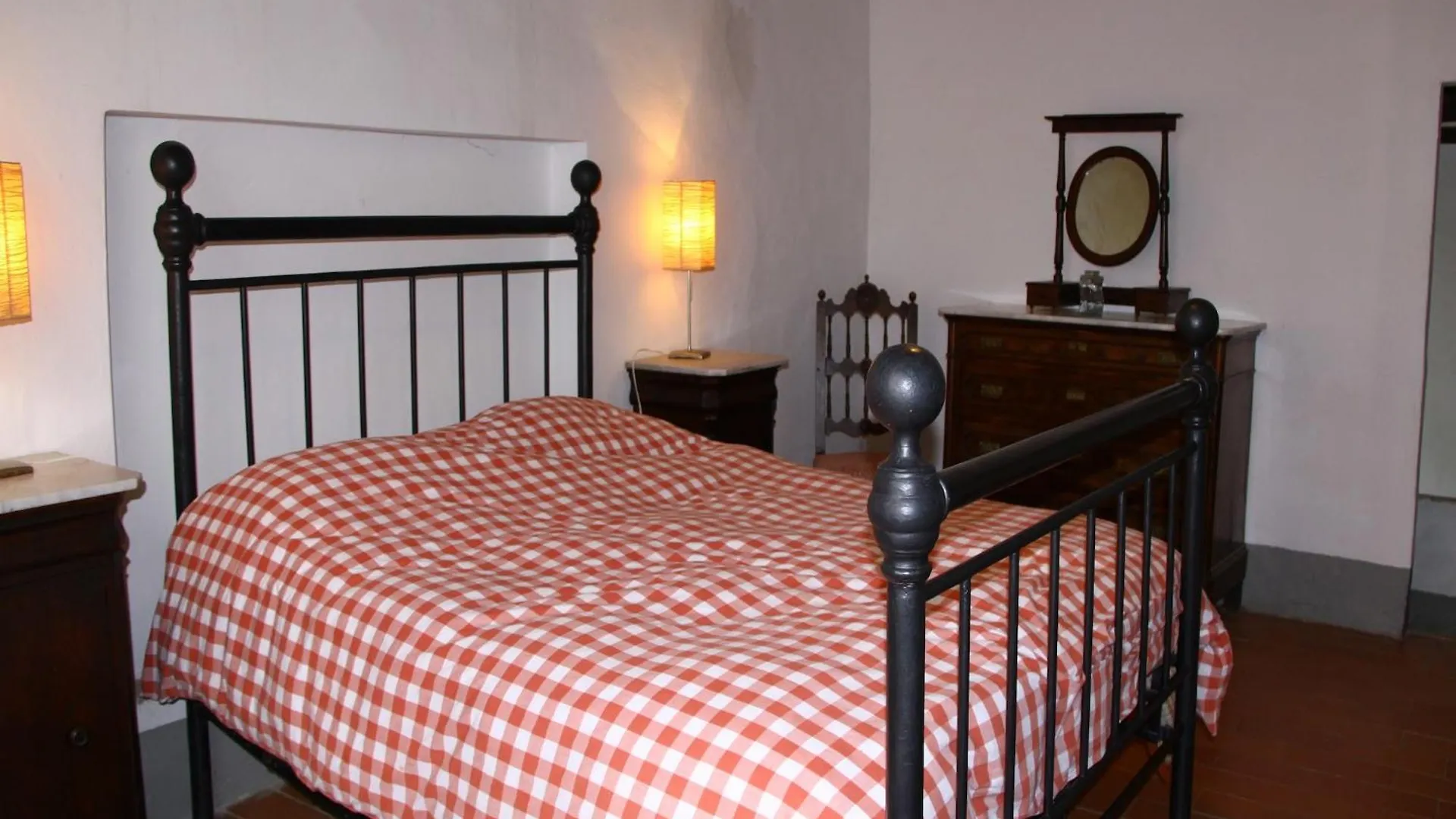 Holiday home Belvilla By Oyo Plush Farmhouse With Swimming Pool Carmignano