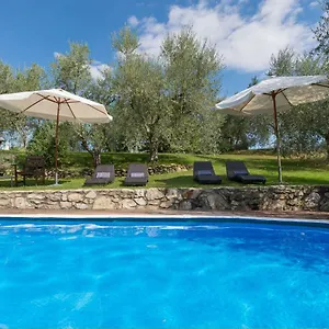  Villa La Sassaia